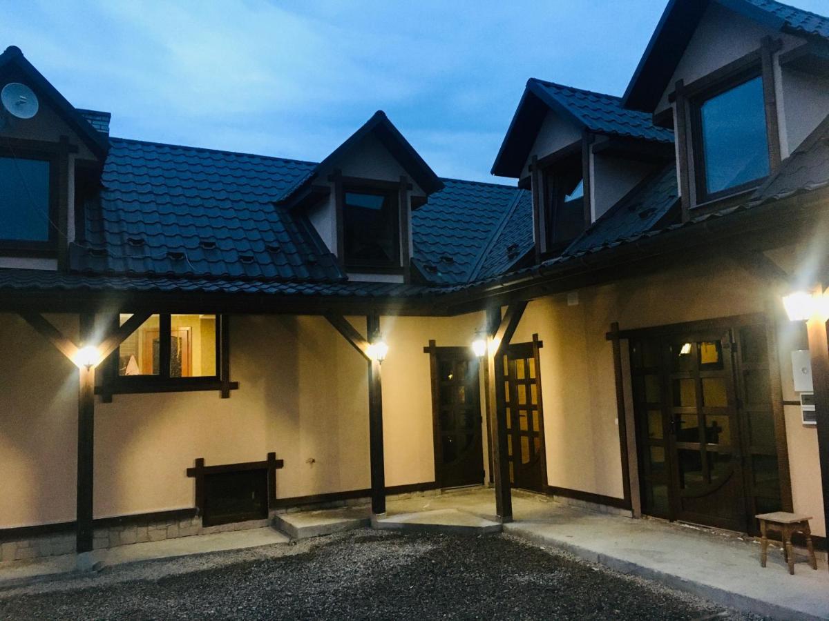 Vas.Vom Aparthotel Manyava Екстериор снимка